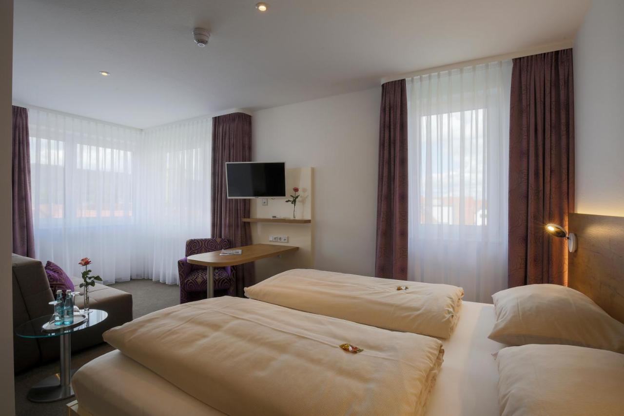 Hotel Hirsch Leonberg Esterno foto